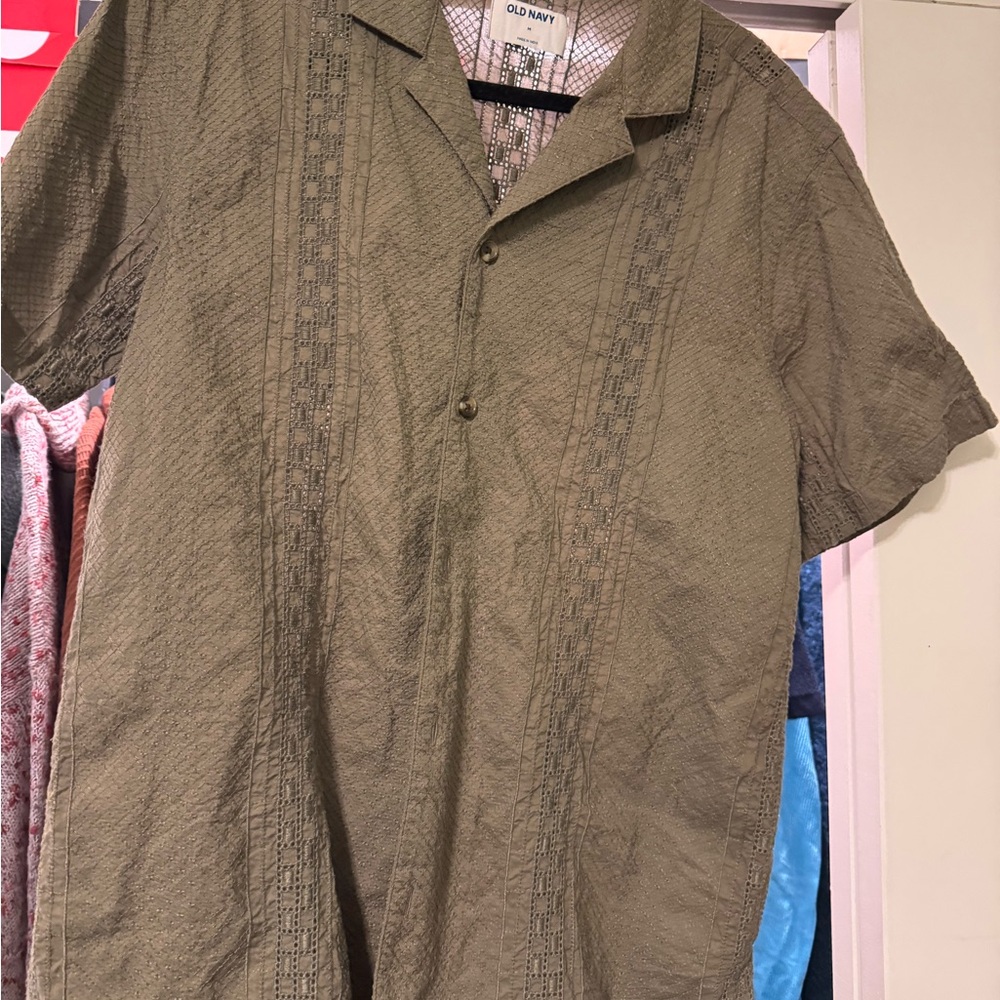 Old Navy Men's Casual Olive Button Down Shirt